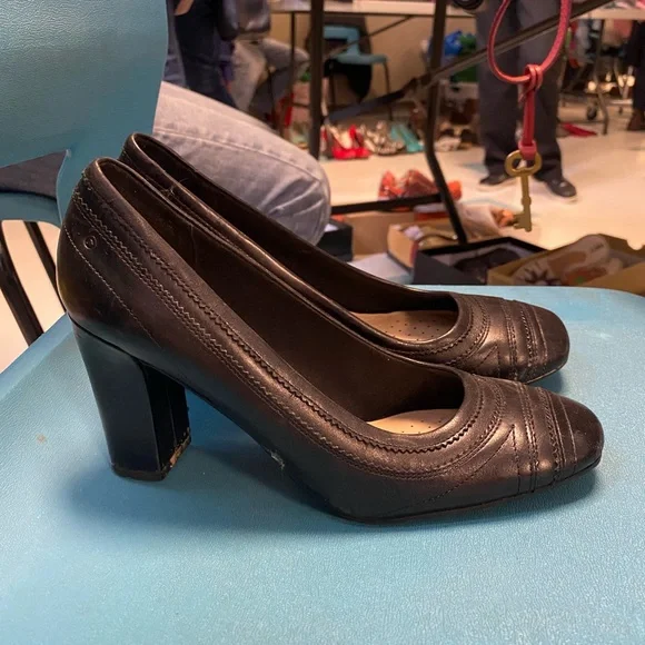 Rockport Black Chunky Heels with Peep-Toe - Picture 1 of 4